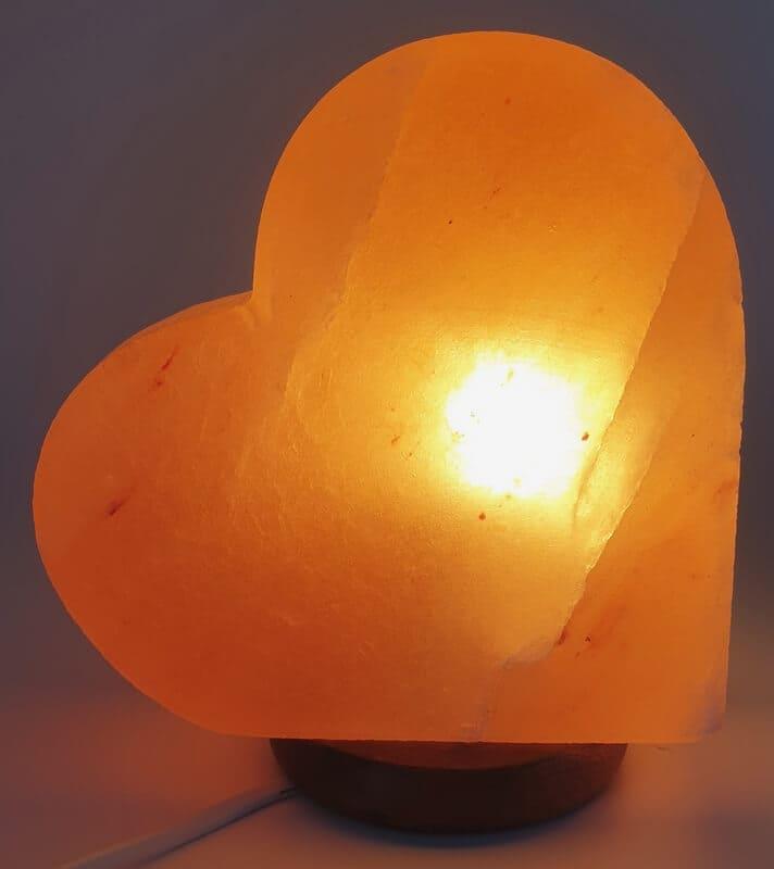 lampe de sel de l'himalaya coeur de 4 kg pour purifier et attirer l'amour