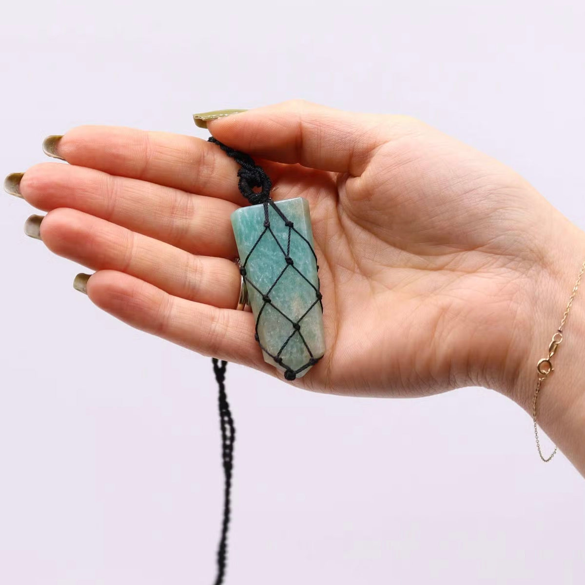 Pendentif Pointe Plate en Amazonite Tressé de Lumière