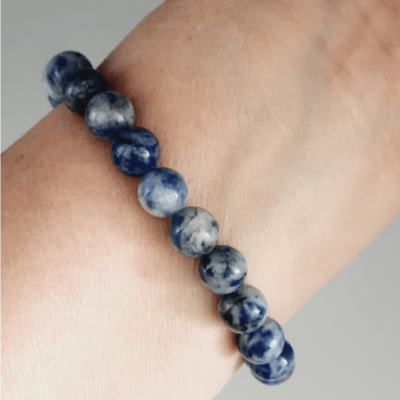 Bracelet Sodalite Naturelle : Concentration et Comprendre les Rêves - Bien-Etre-Au-Quotidien.com