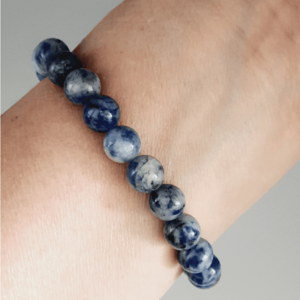 Bracelet Sodalite Naturelle : Concentration et Comprendre les Rêves - Bien-Etre-Au-Quotidien.com