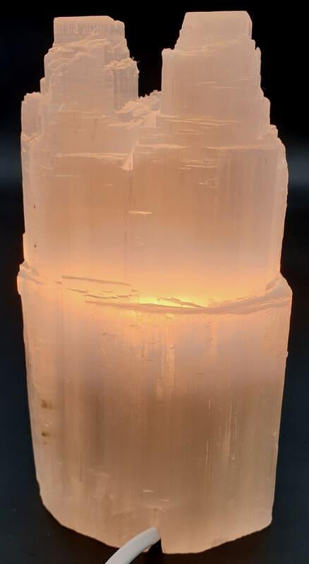 lampe en sélénite montagne double pour Purifier, Apaiser et Élever votre Espace de Vie