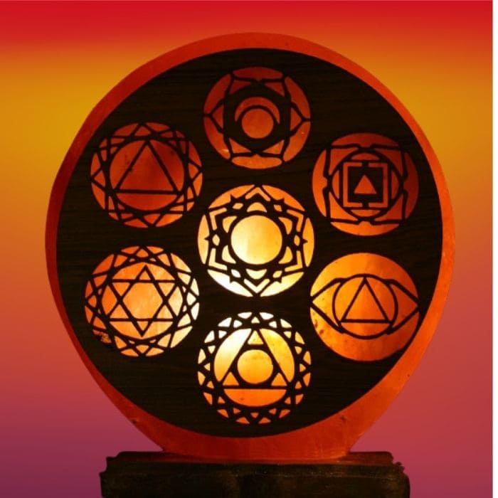 Lampe en Pierre de Sel de l'Himalaya - 7 Chakras